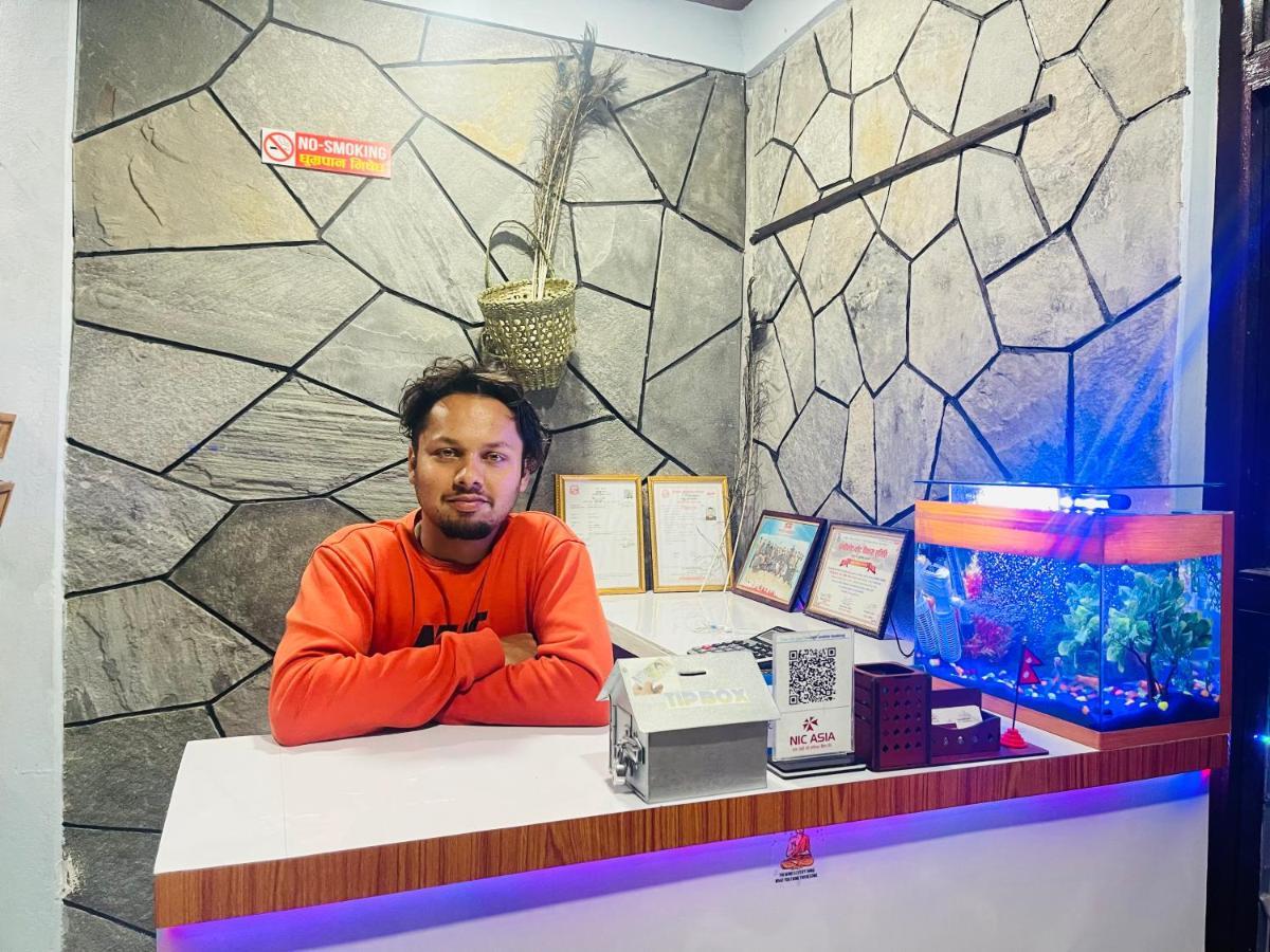 Hotel Peace Ganga Inn Pokhara Kültér fotó