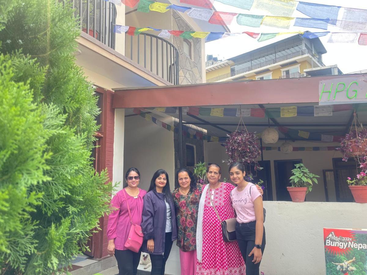 Hotel Peace Ganga Inn Pokhara Kültér fotó